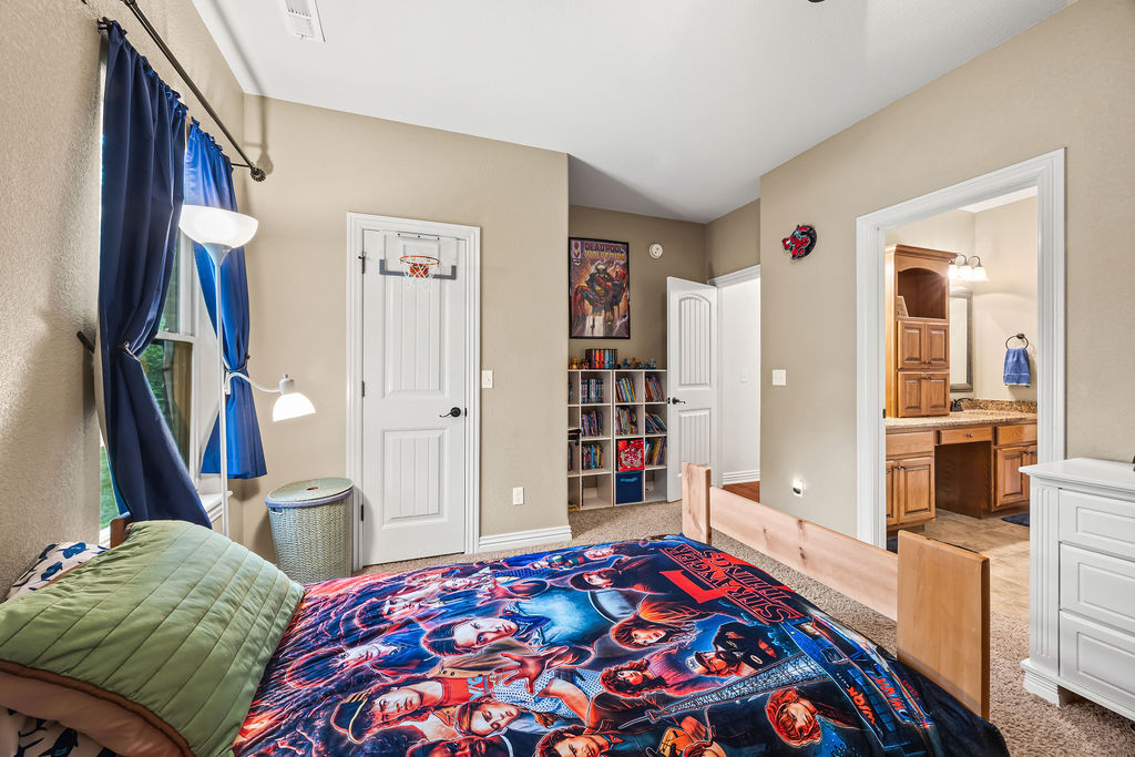 Crestmont Estates - Residential