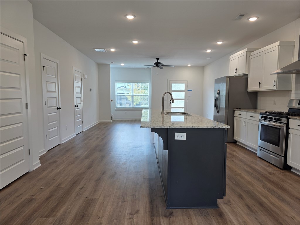 Fayetteville Outlots - Residential Lease