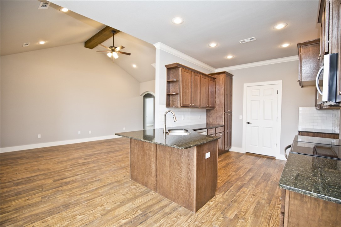 Willow Run Pea Ridge - Residential Lease