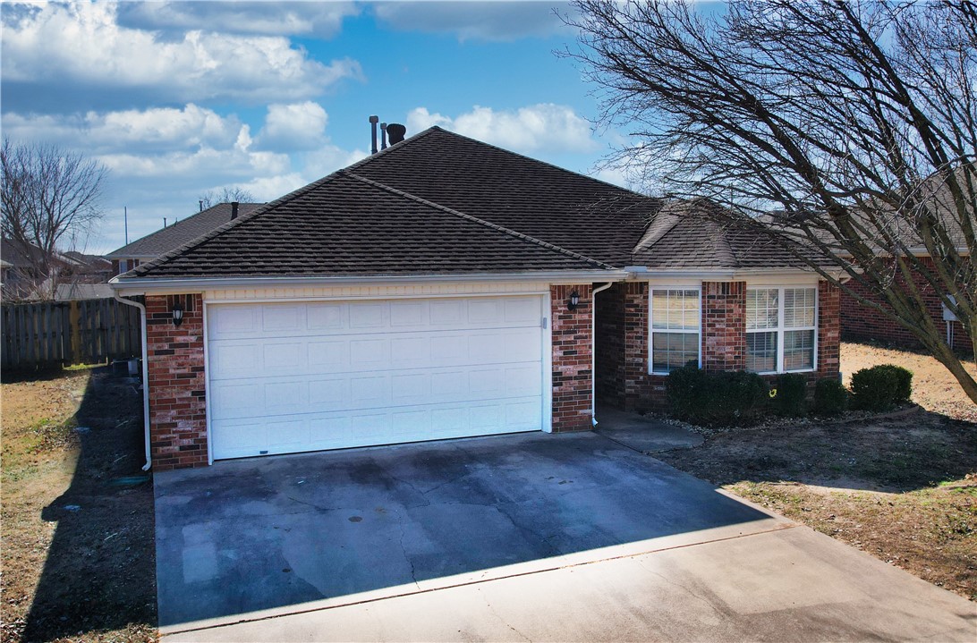 Carriage Square Sub Bentonville - Residential