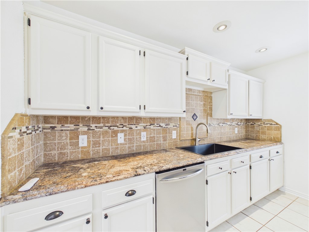 Carriage Square Sub Bentonville - Residential