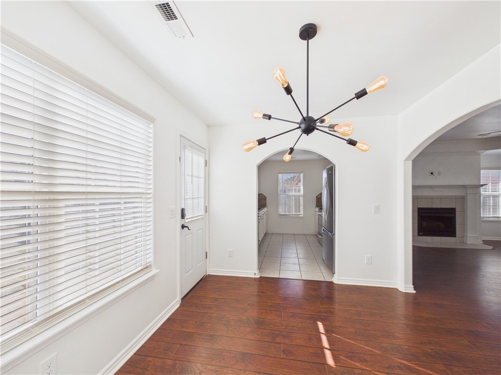 Carriage Square Sub Bentonville - Residential