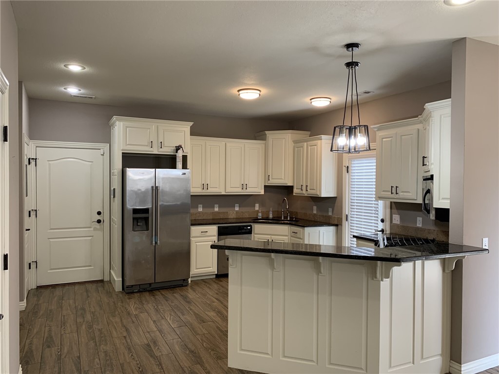 Rupple Row Sub - Residential Lease