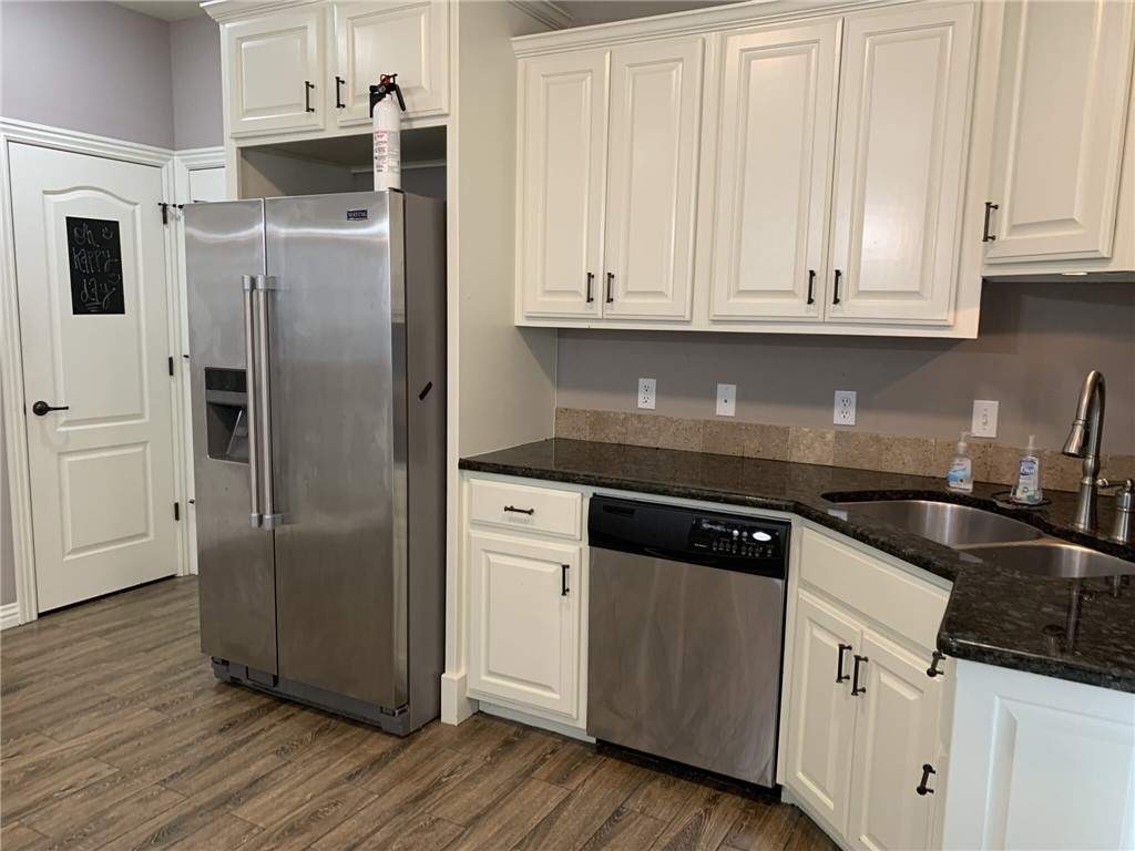 Rupple Row Sub - Residential Lease