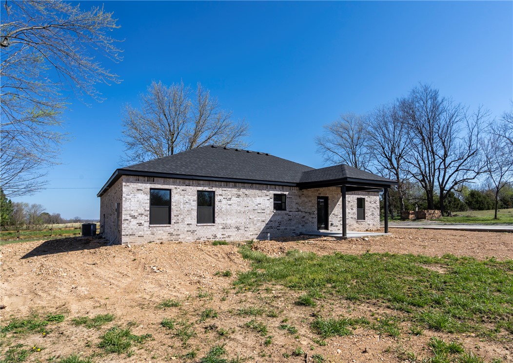 Country Living - Residential