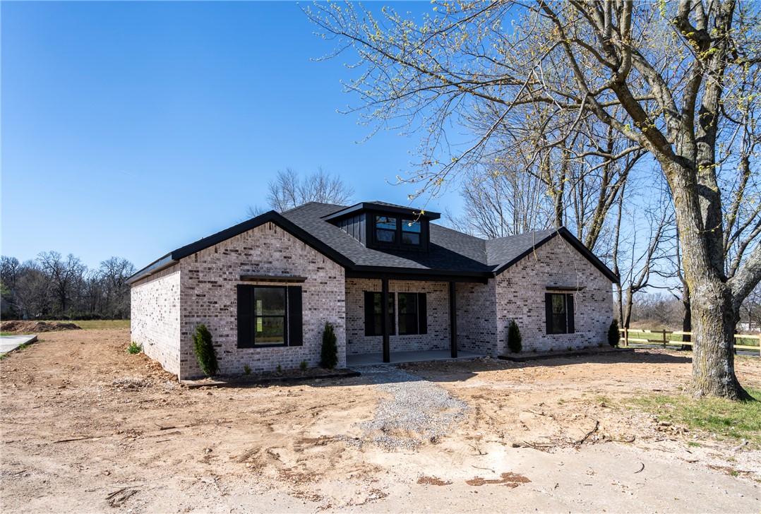 Country Living - Residential