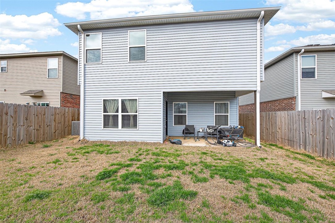 Lincoln Place Lowell - Residential