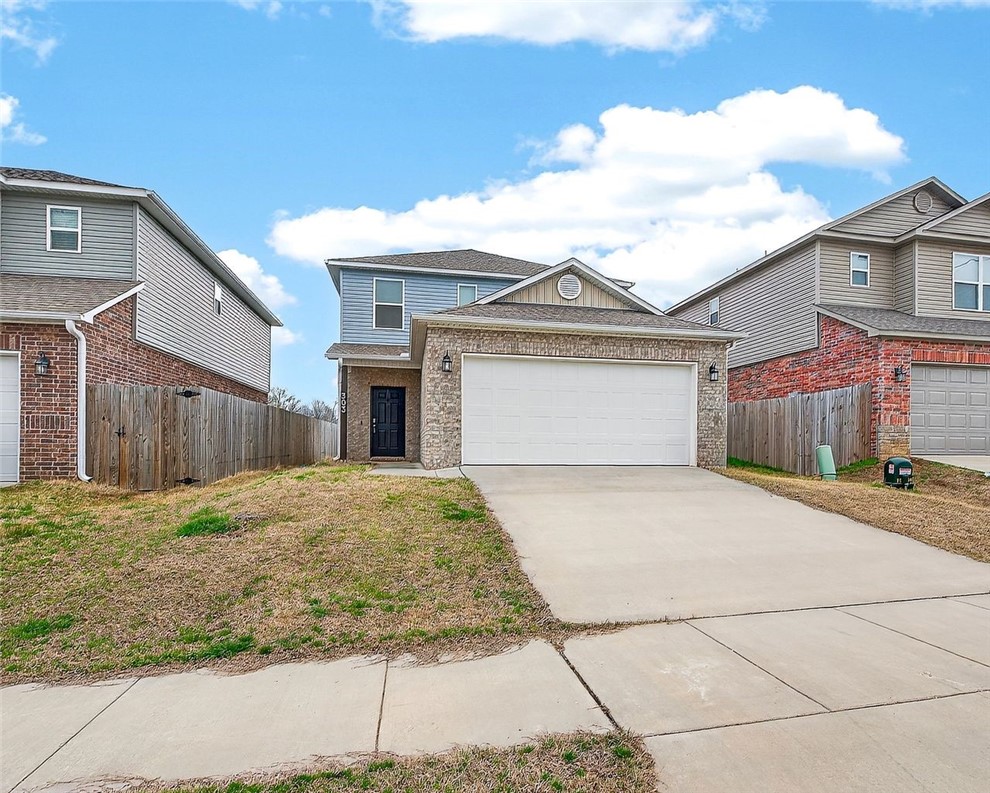 Lincoln Place Lowell - Residential