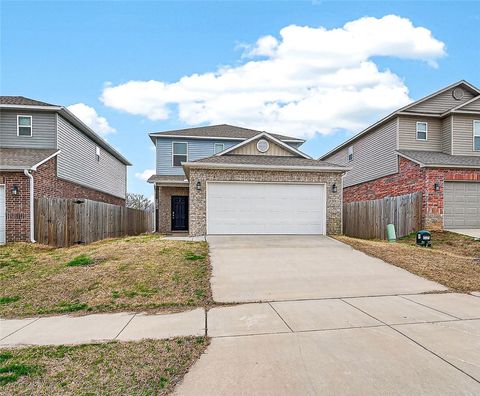 Photo of 303 Poppy Street, Lowell, AR 72745 (MLS # 1338686)