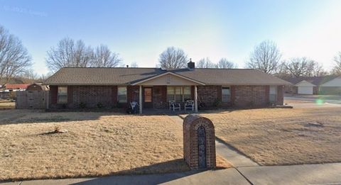 Photo of 2801 Hyatt Avenue, Springdale, AR 72762 (MLS # 1334442)