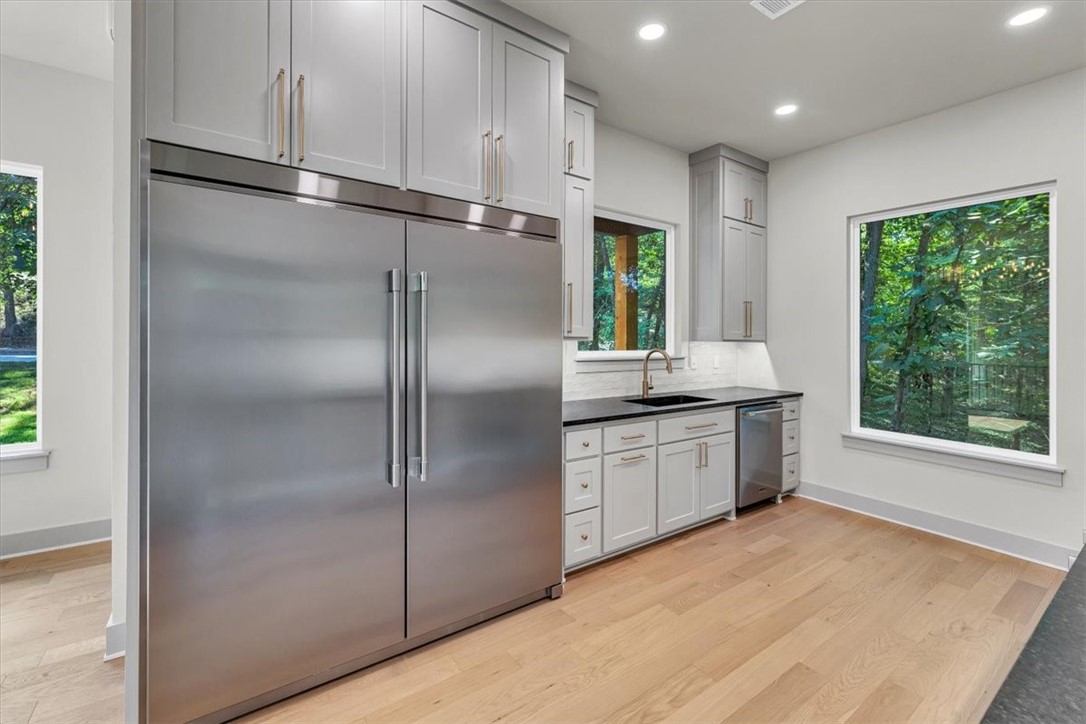 FAYETTEVILLE OUTLOTS - Residential