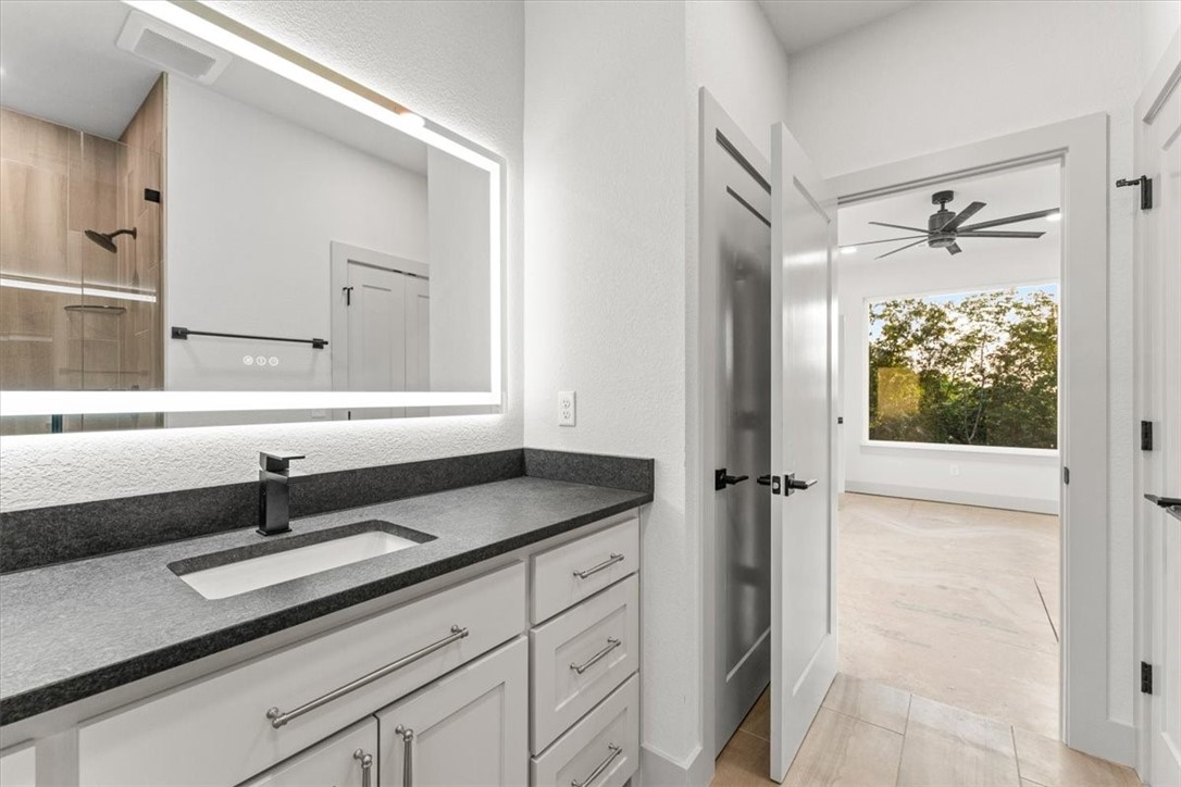 FAYETTEVILLE OUTLOTS - Residential