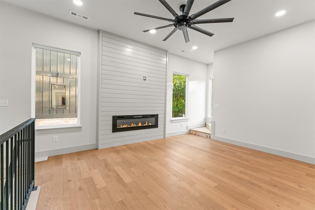 FAYETTEVILLE OUTLOTS - Residential