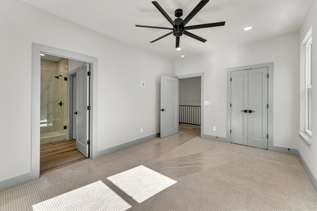 FAYETTEVILLE OUTLOTS - Residential