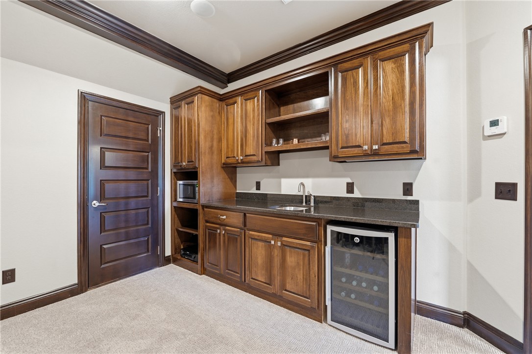 Oak Tree - Residential