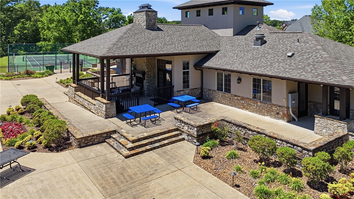 Oak Tree - Residential