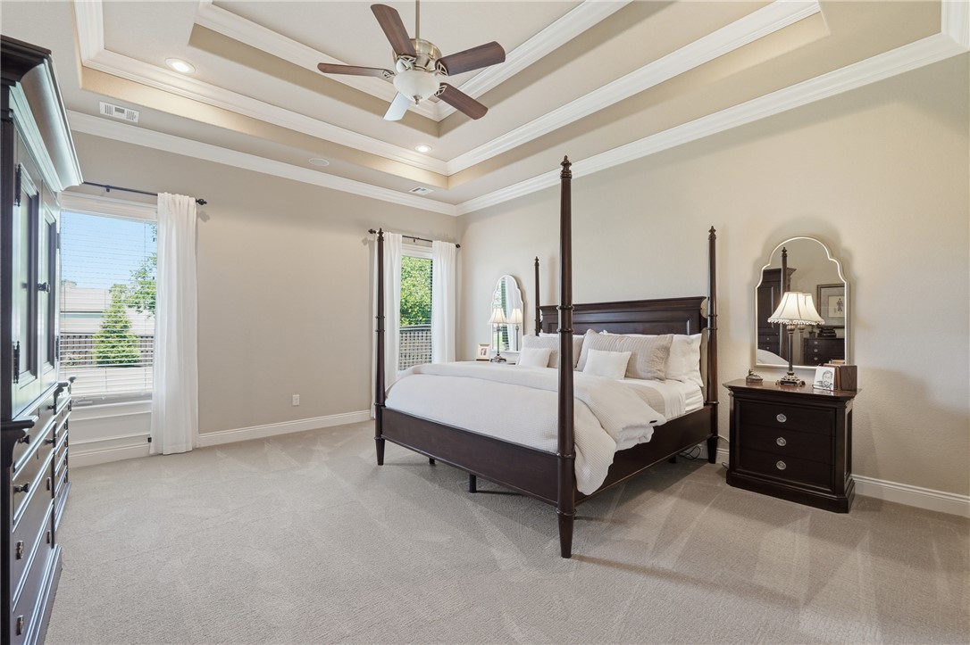 Oak Tree - Residential