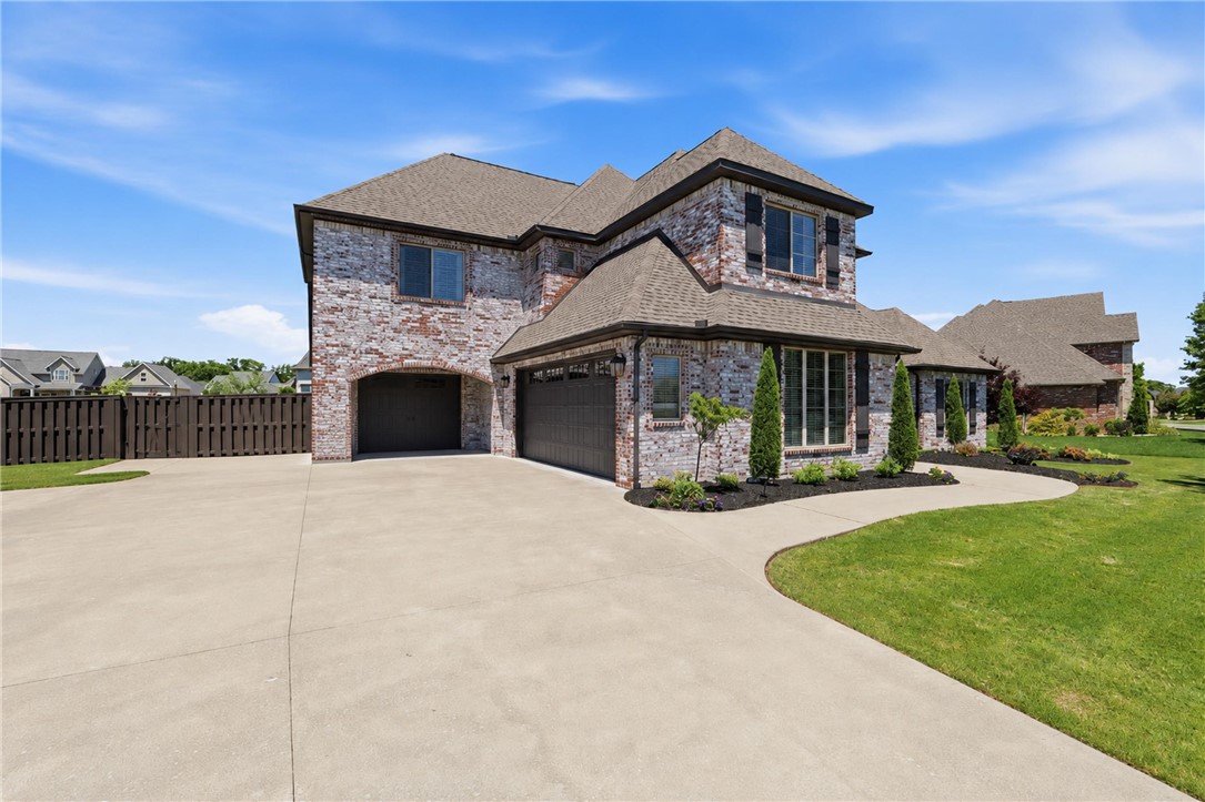 Oak Tree - Residential