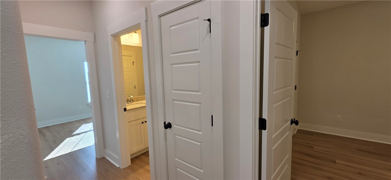 Mountain View Estates - Residential Lease