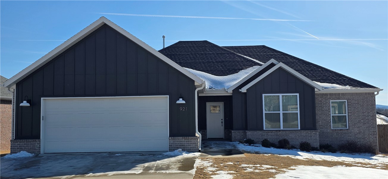 Mountain View Estates - Residential Lease