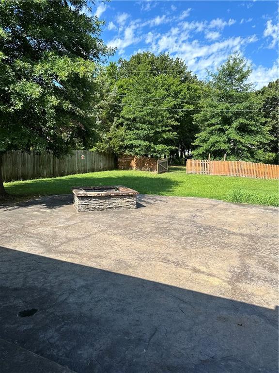 Elm Woods Sub Siloam Spgs - Residential Lease