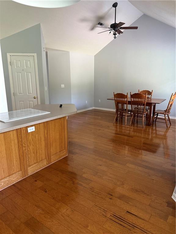 Elm Woods Sub Siloam Spgs - Residential Lease