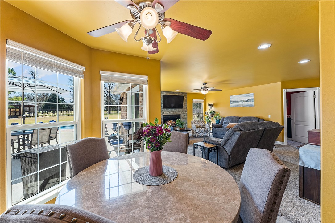 Richards Glen Ph 1 Little Flock - Residential