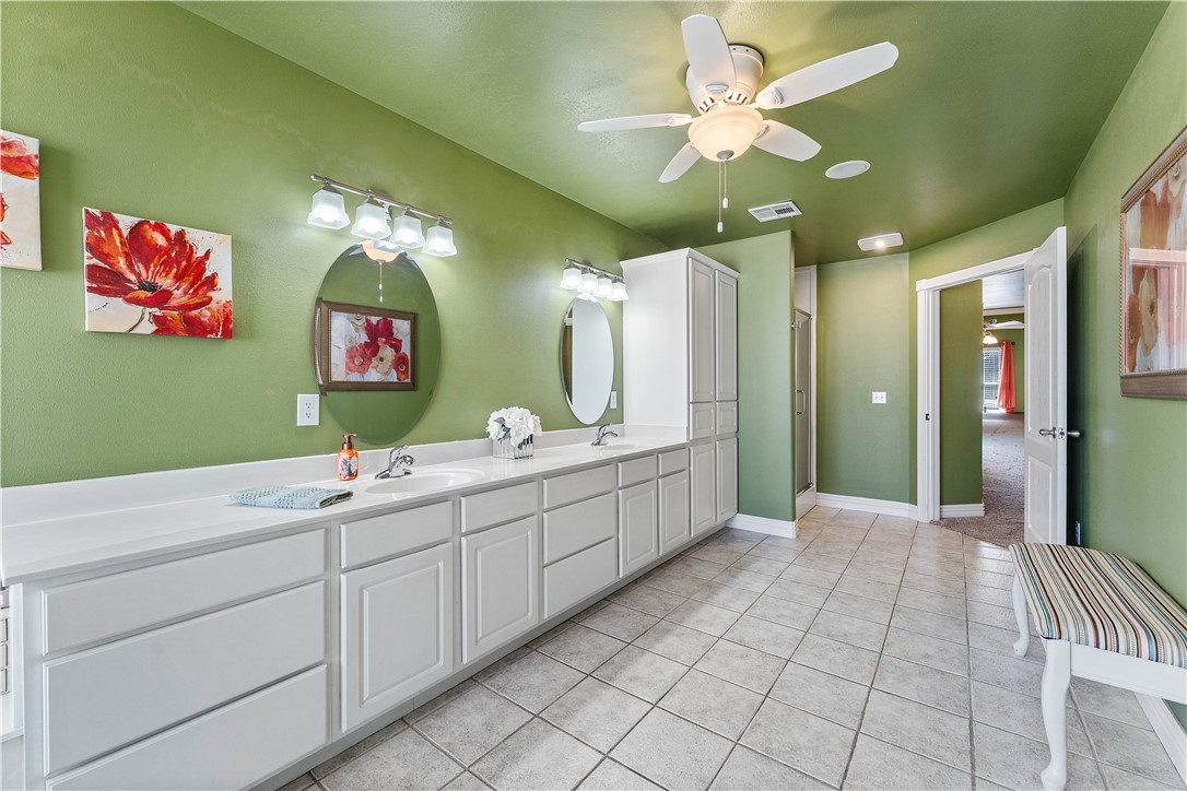 Richards Glen Ph 1 Little Flock - Residential