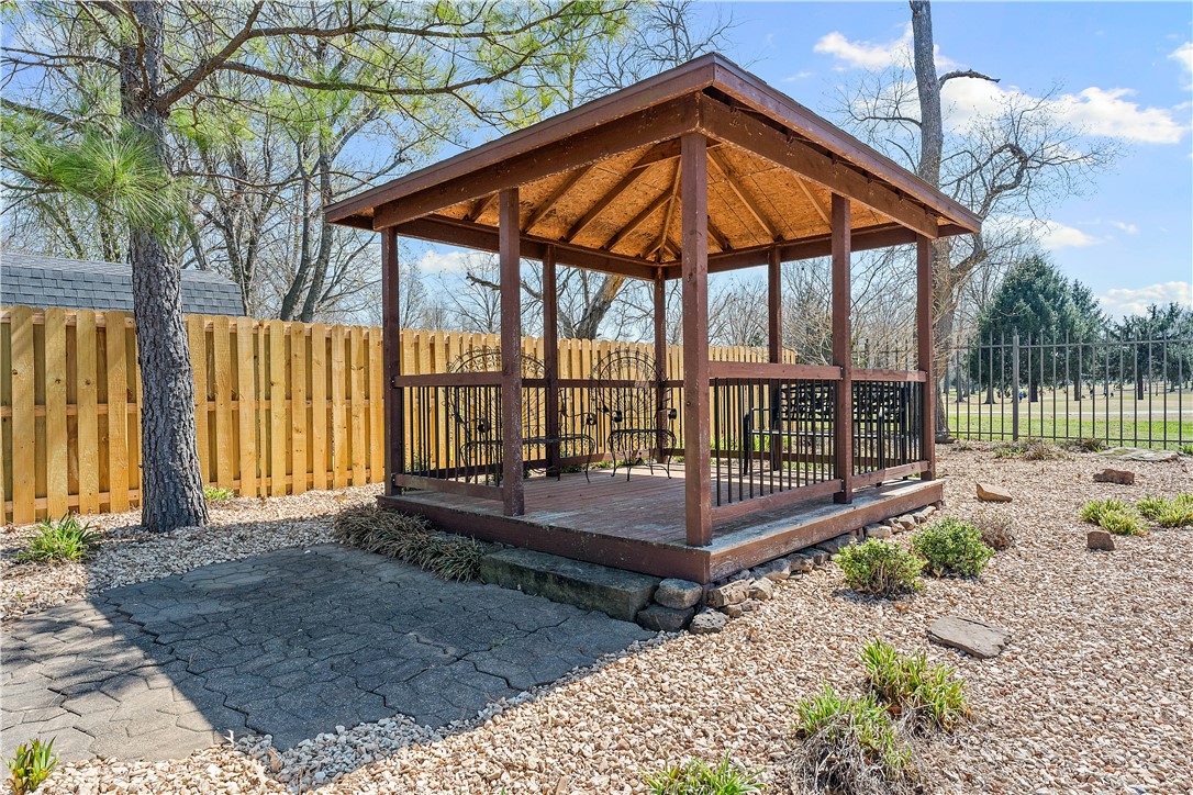 Richards Glen Ph 1 Little Flock - Residential