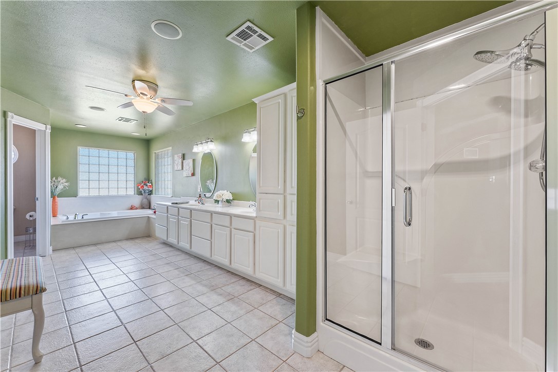 Richards Glen Ph 1 Little Flock - Residential