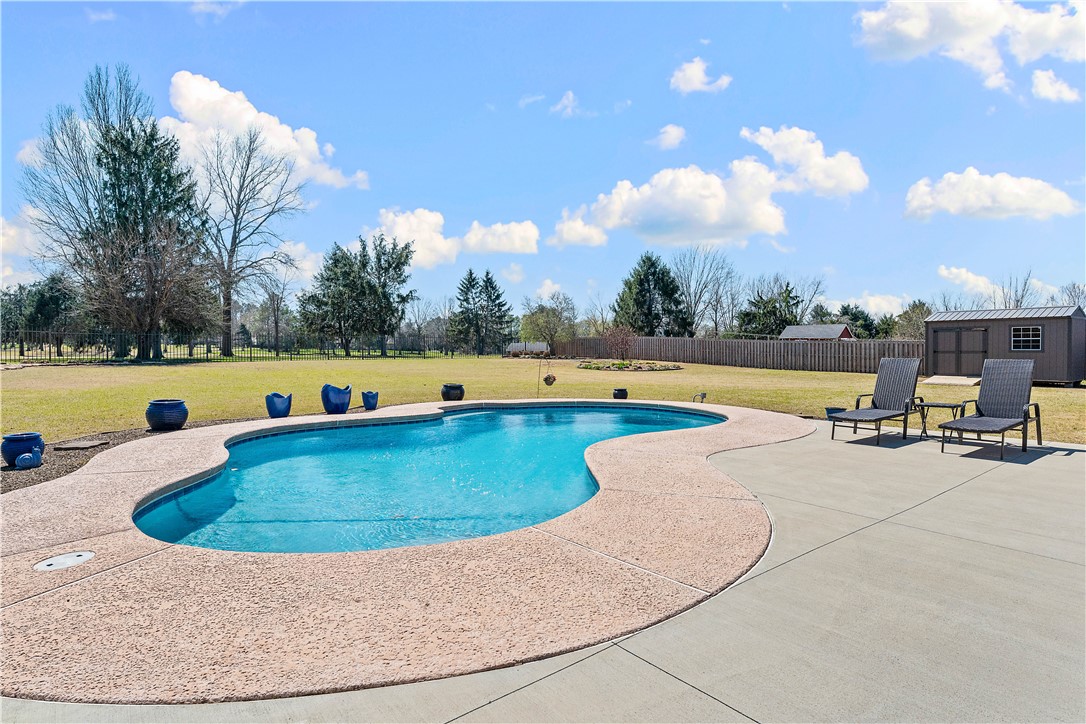 Richards Glen Ph 1 Little Flock - Residential