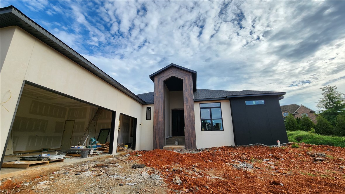 Pinnacle, Champions Golf & Cc Rogers - Residential