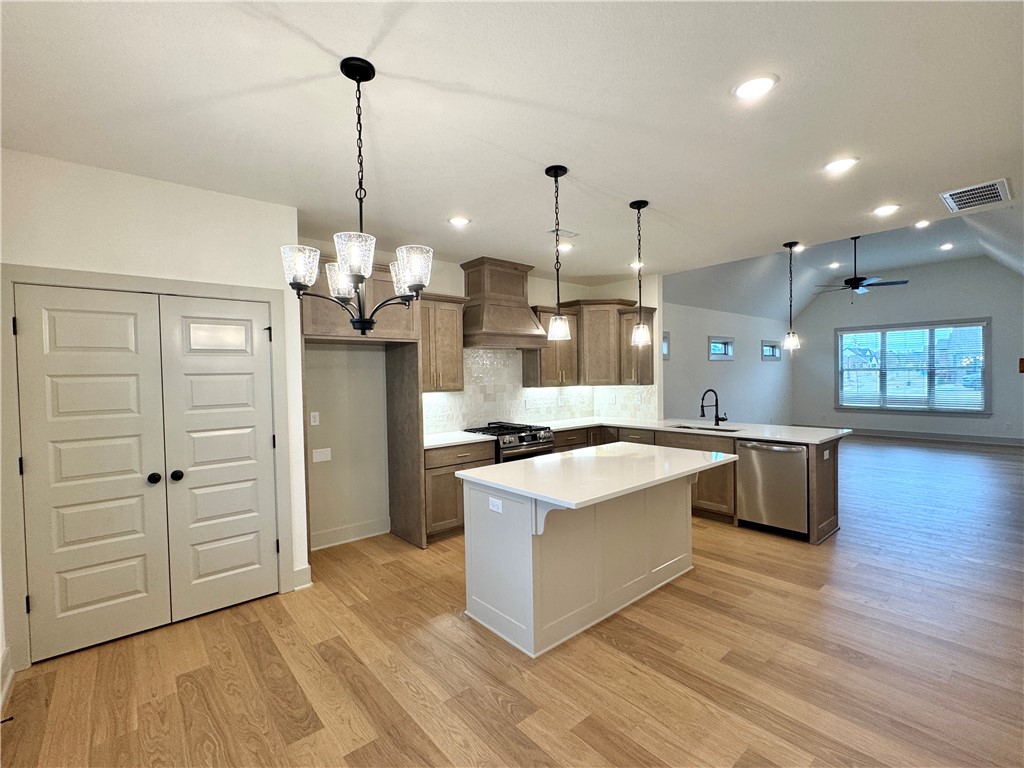 Woodlands Crossing Ph I Bentonville - Residential