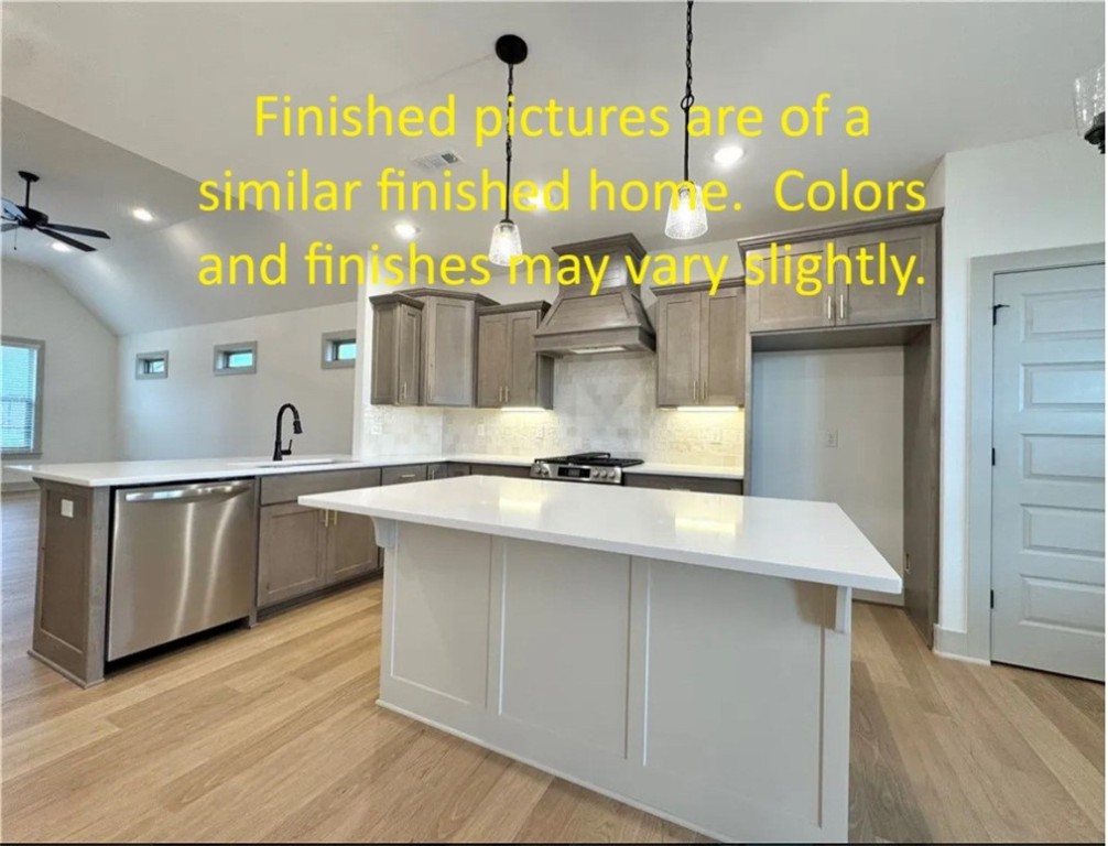 Woodlands Crossing Ph I Bentonville - Residential