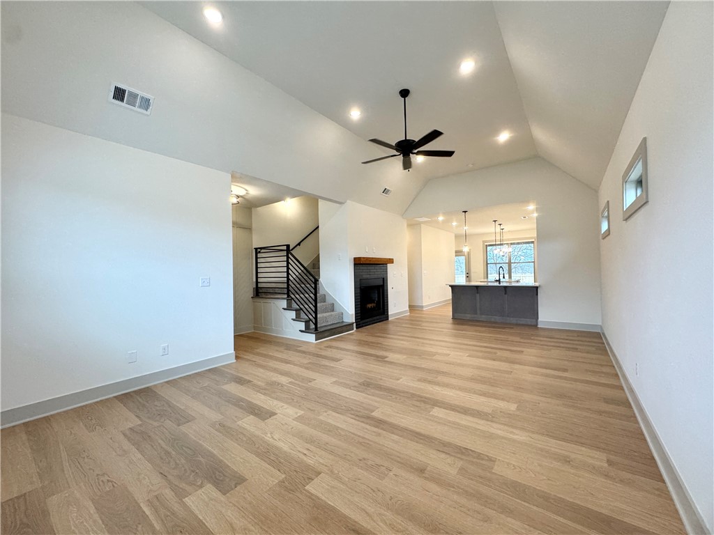 Woodlands Crossing Ph I Bentonville - Residential