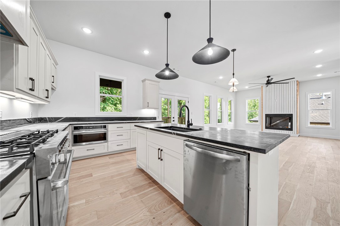 Sugar Creek Residence Cmnty Ph I - Residential