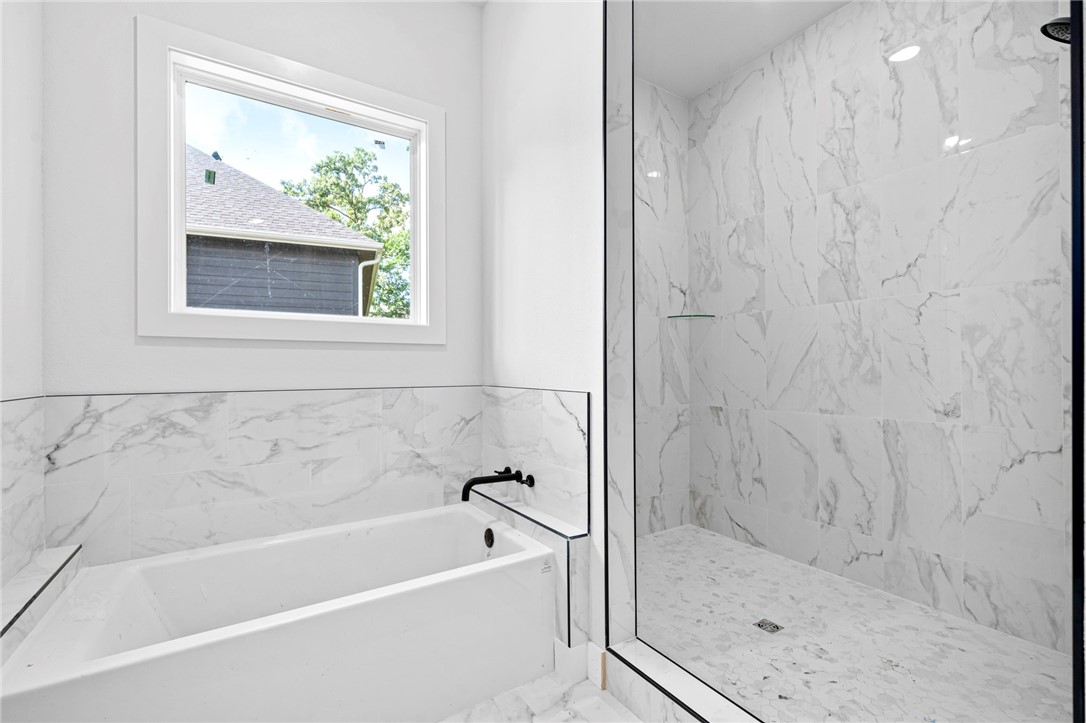 Sugar Creek Residence Cmnty Ph I - Residential