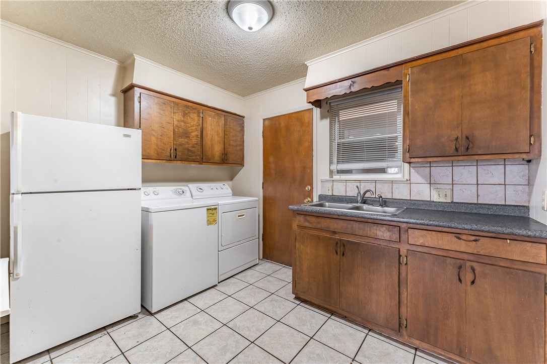 Fred Holden Add - Residential Income