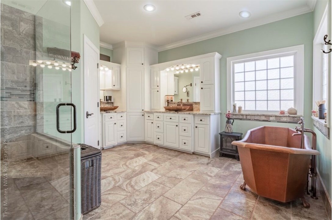 Southern Trace Rogers - Residential