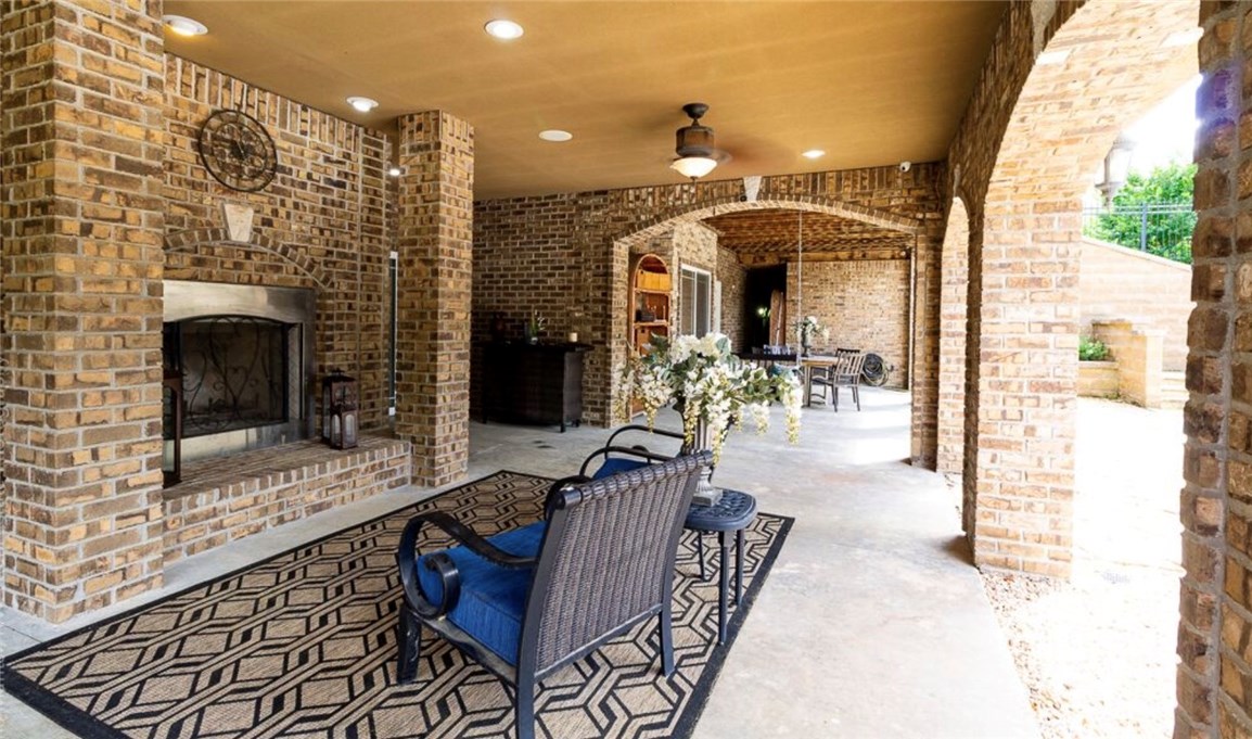 Southern Trace Rogers - Residential