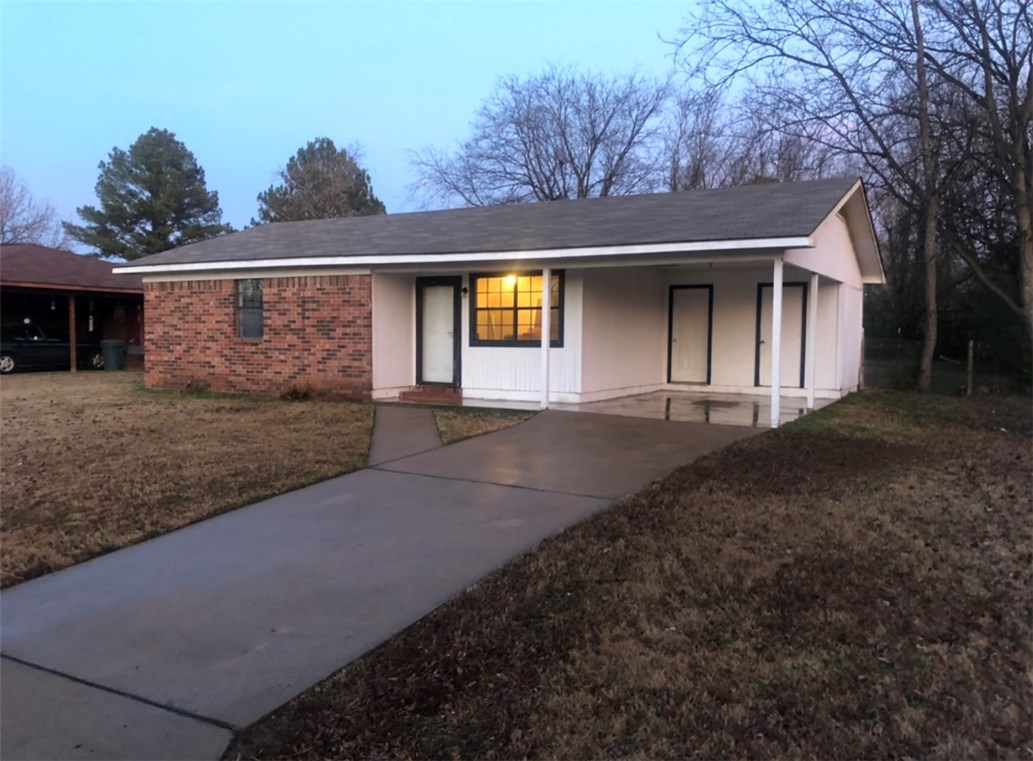 This beautiful 3 bed 2 bath home has just hit the market and has complete over haul and remodel. Almost EVERYTHING has been remodeled and replaced. It has all new carpet, paint top to bottom & outside. It has a new vent hood, new sink, new faucets, new vanity, new trim in most of the house, new lighting fixtures and fans. The kitchen had all the old floor ripped out to the slab and scrubbed clean then added REAL Engineered hardwood. ALL of the cabinets have been completely sanded and re painted as well. 
We've added a few fixtures where there wasnt ones before as well. This list goes on and on but I only have so much room to type so come see for your self. There really is very little that has not been redone. The Hvac and roof are both somewhat new as well and in excellent condition. You will have a large fenced in 
yard as well for kiddos to play in. I am open to OWNER FINANCING!

NEW PHOTOS COMING 2-6-20 (Text agent for photos right now) Agent Owned!