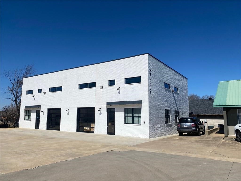 2736 sqft of Flex/office space available! Two story office space! Exposed industrial style ceilings, large
Open lounge/conference area with a 16’ glass bay door, and lots of windows allowing natural light in. Polished concrete flooring, 2 bathrooms, and a kitchenette. Upstairs has 3 individual offices, downstairs has 3 individual offices. No CAM and no NNN, tenant pays utilities. 8 parking spots. Tenant occupied.