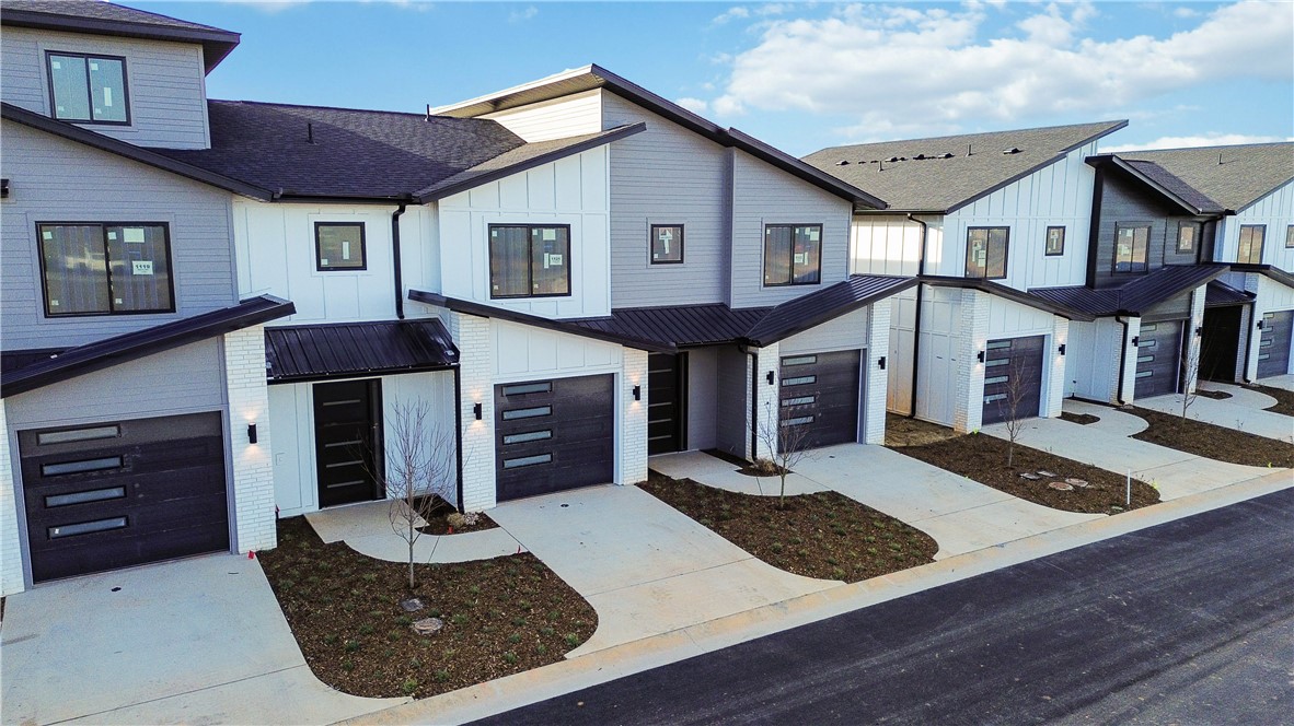 Parkside of Lowell - Residential