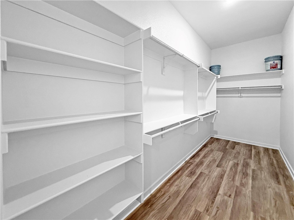 Noah's Landing - Residential