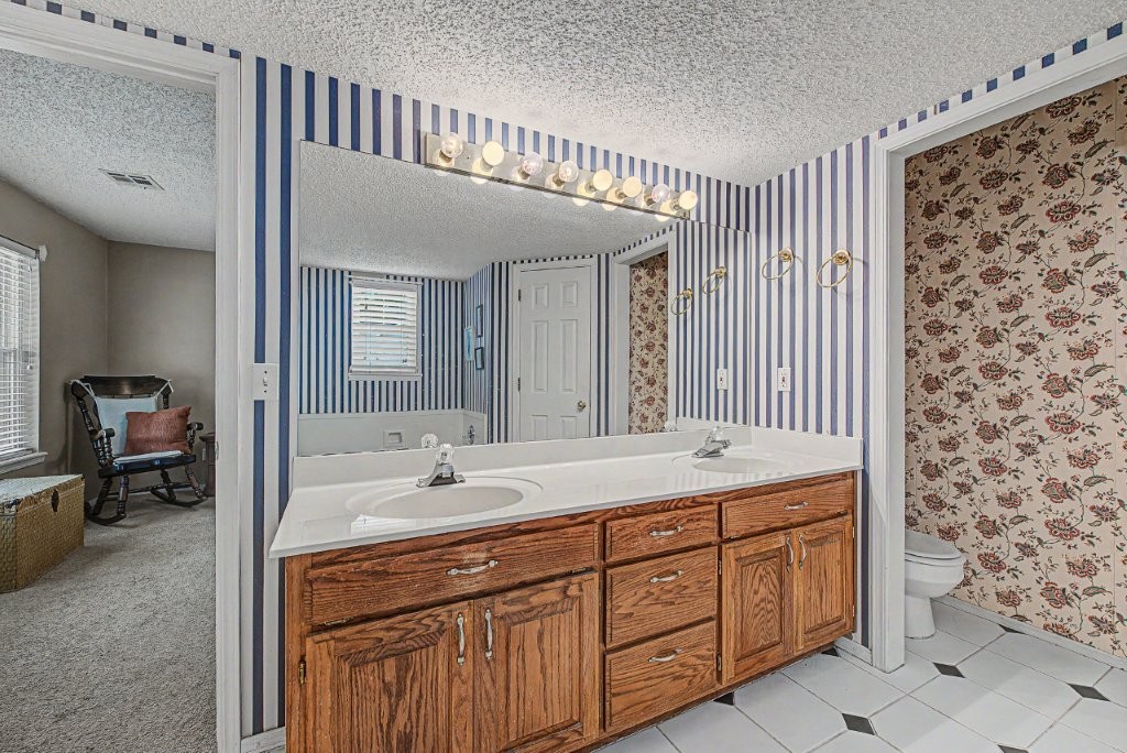 Whispering Timbers Ph 7 Rogers - Residential