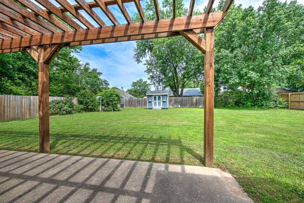 Whispering Timbers Ph 7 Rogers - Residential