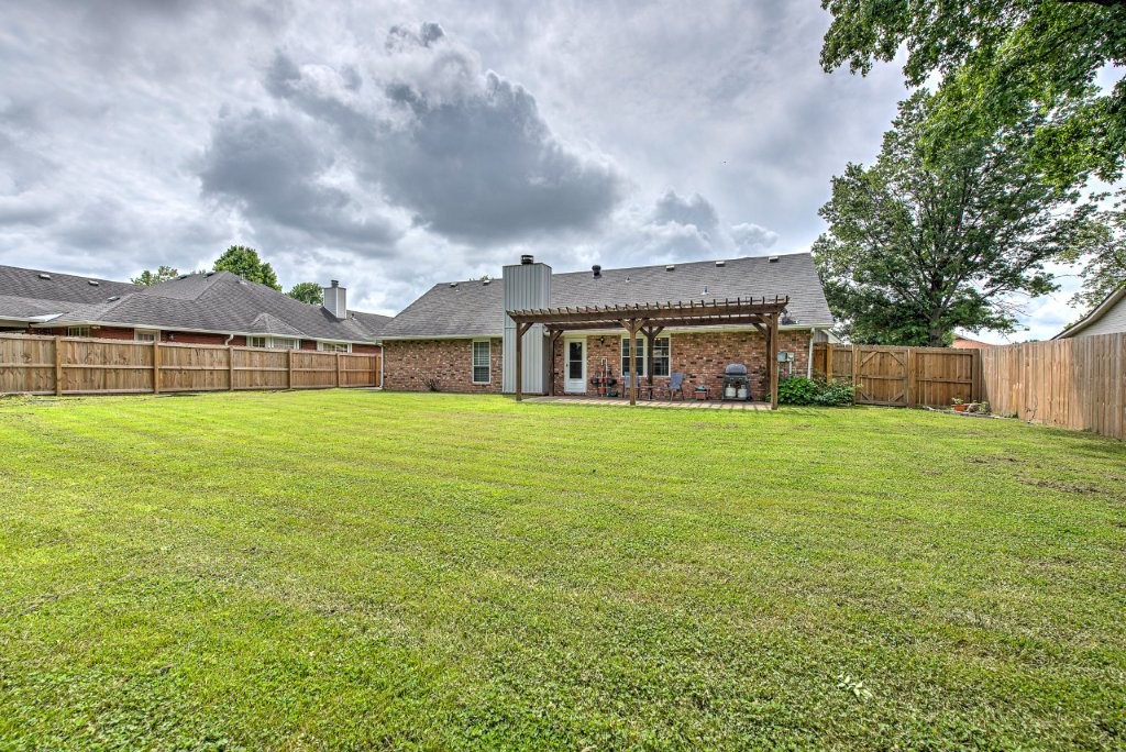 Whispering Timbers Ph 7 Rogers - Residential