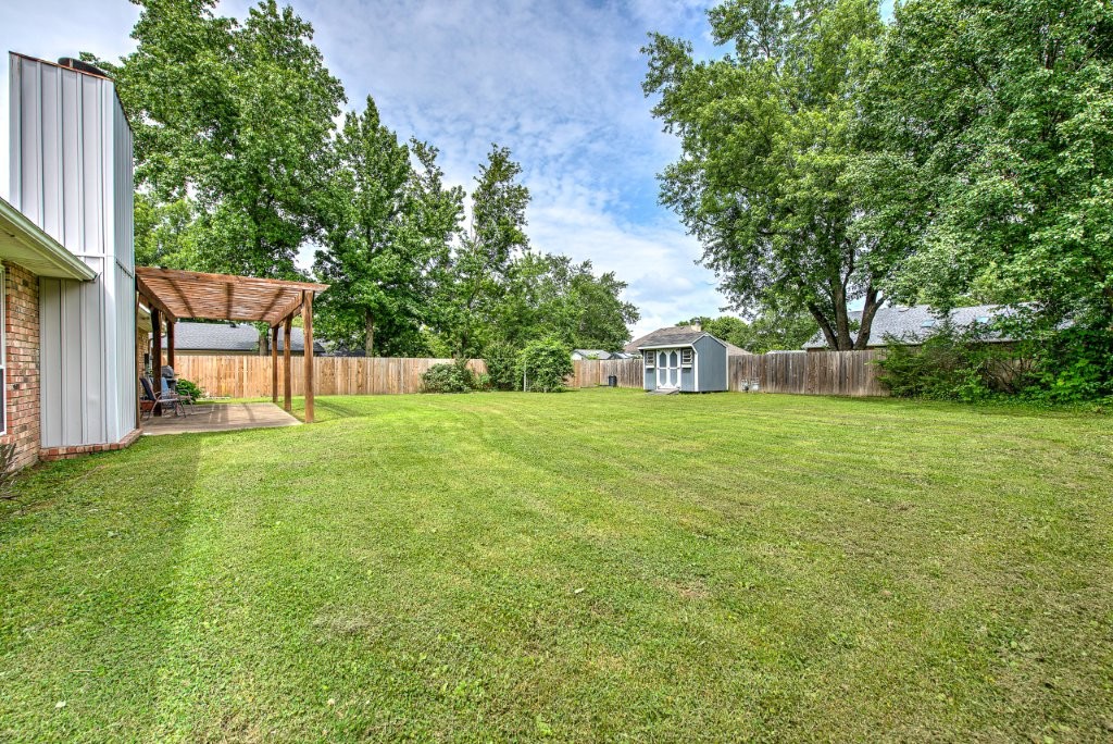 Whispering Timbers Ph 7 Rogers - Residential