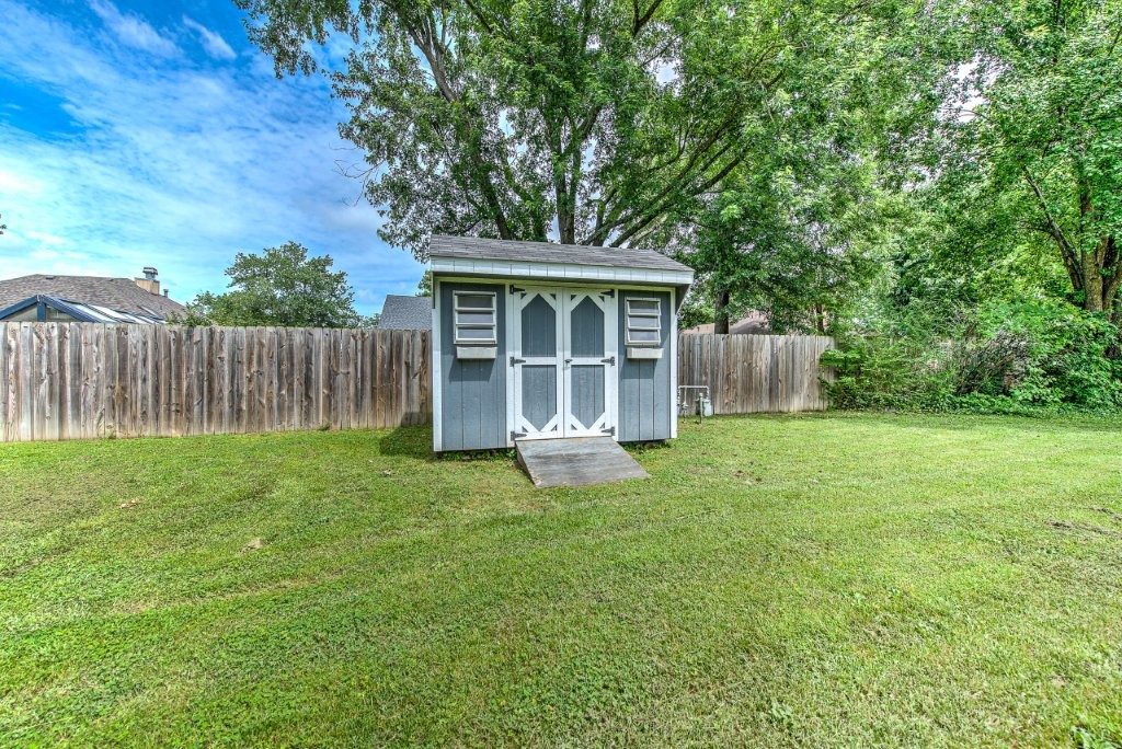 Whispering Timbers Ph 7 Rogers - Residential