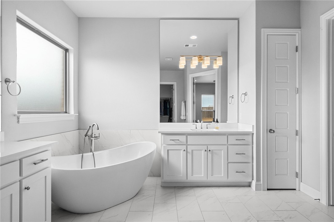 Lochmoor Club Sub Ph Ii Bentonville - Residential